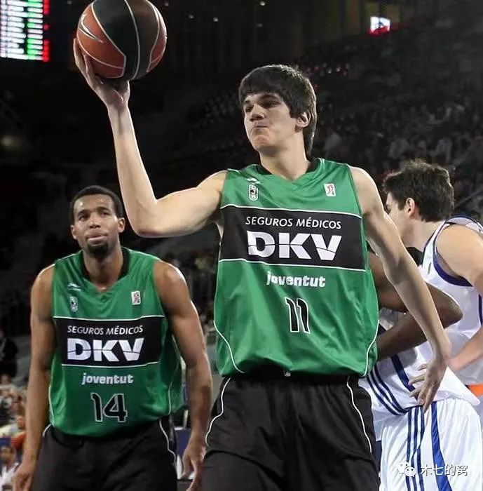 疑为泰国队 疑为泰国队