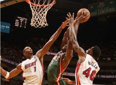 以库里为轴 以库里为轴